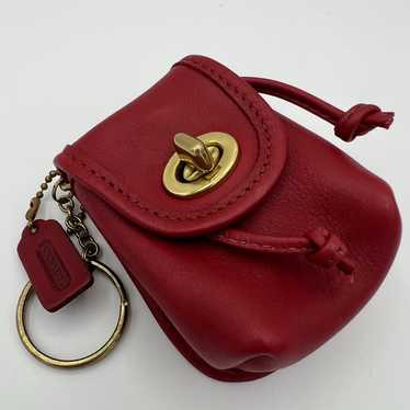 Vintage coach key fob - Gem