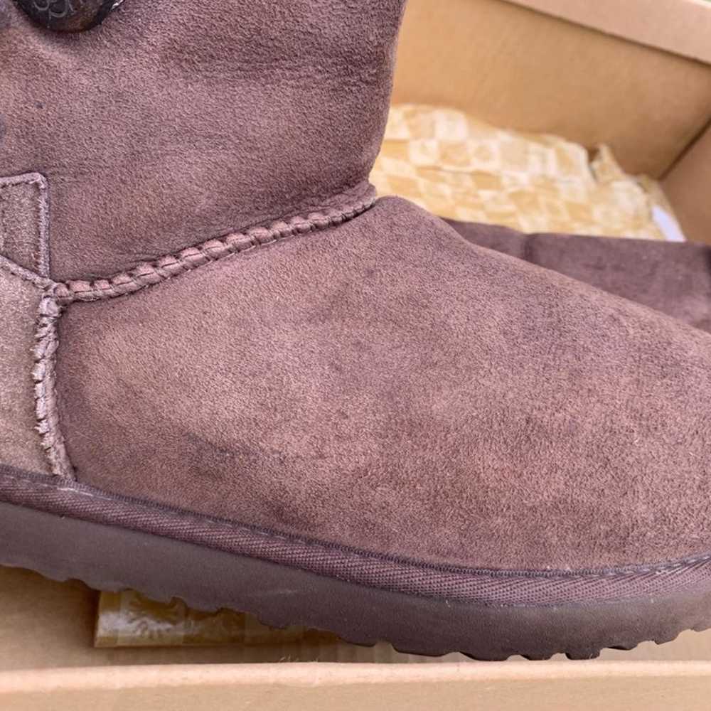 Ugg bailey button - image 1