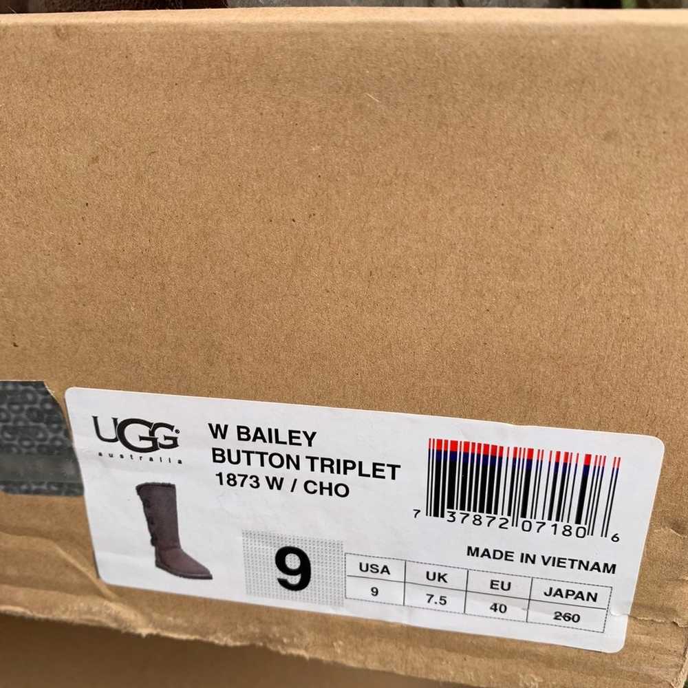 Ugg bailey button - image 4
