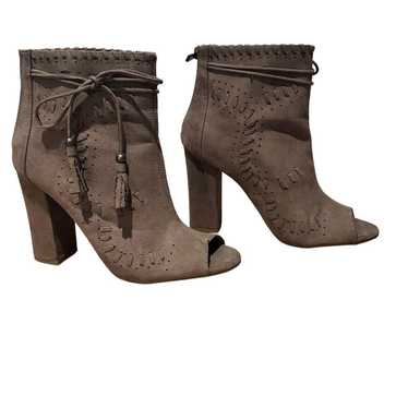 Source Unknown Women's Boots - Tan - US 7.5 – Bam… - image 1