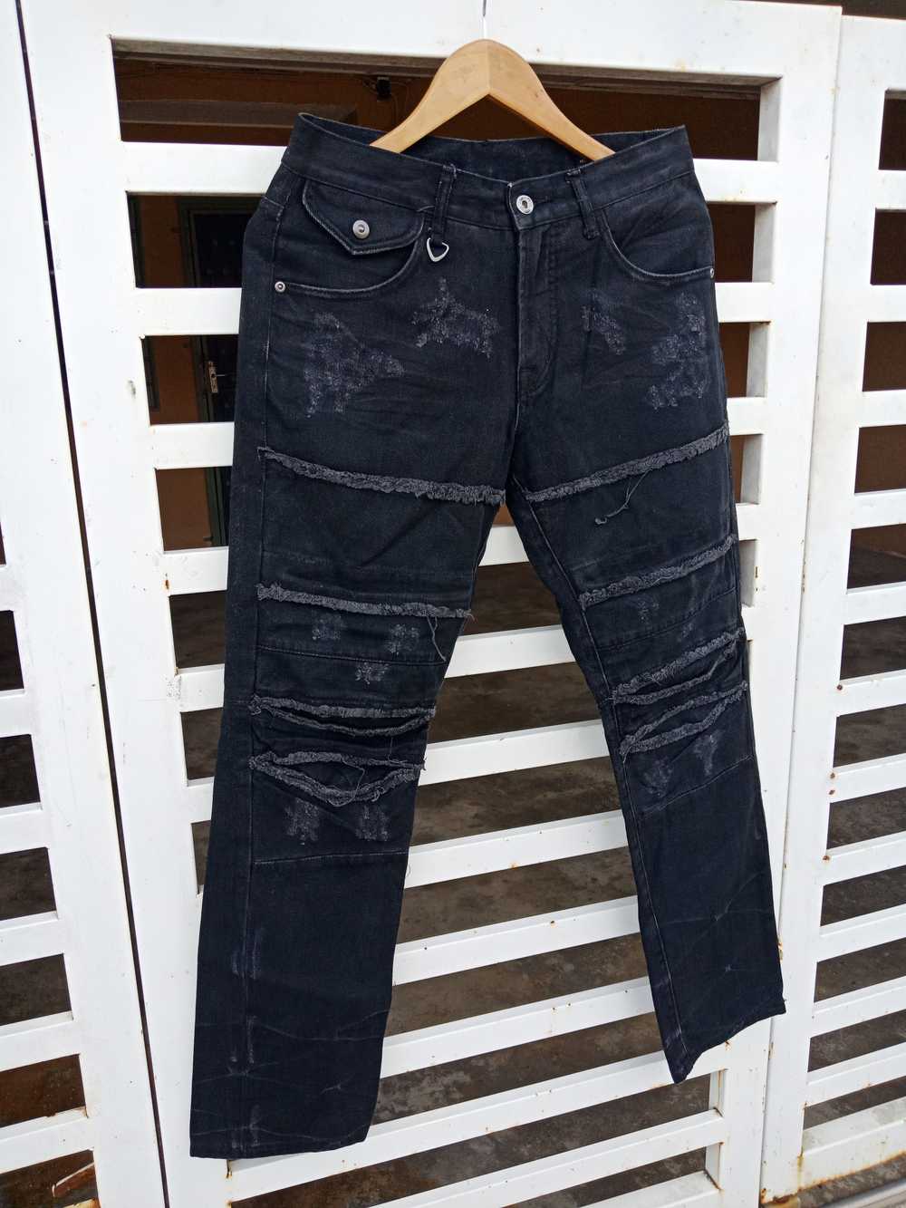 semanticdesign Semantic Design Distressed Design … - image 3