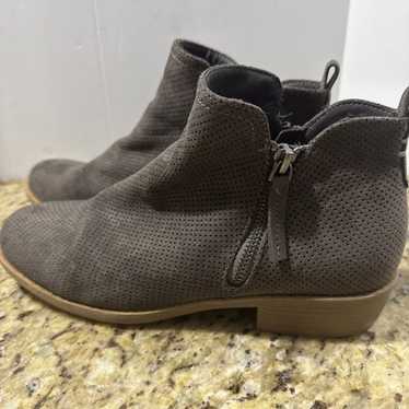 Universal thread memory foam side zip bootie boot… - image 1