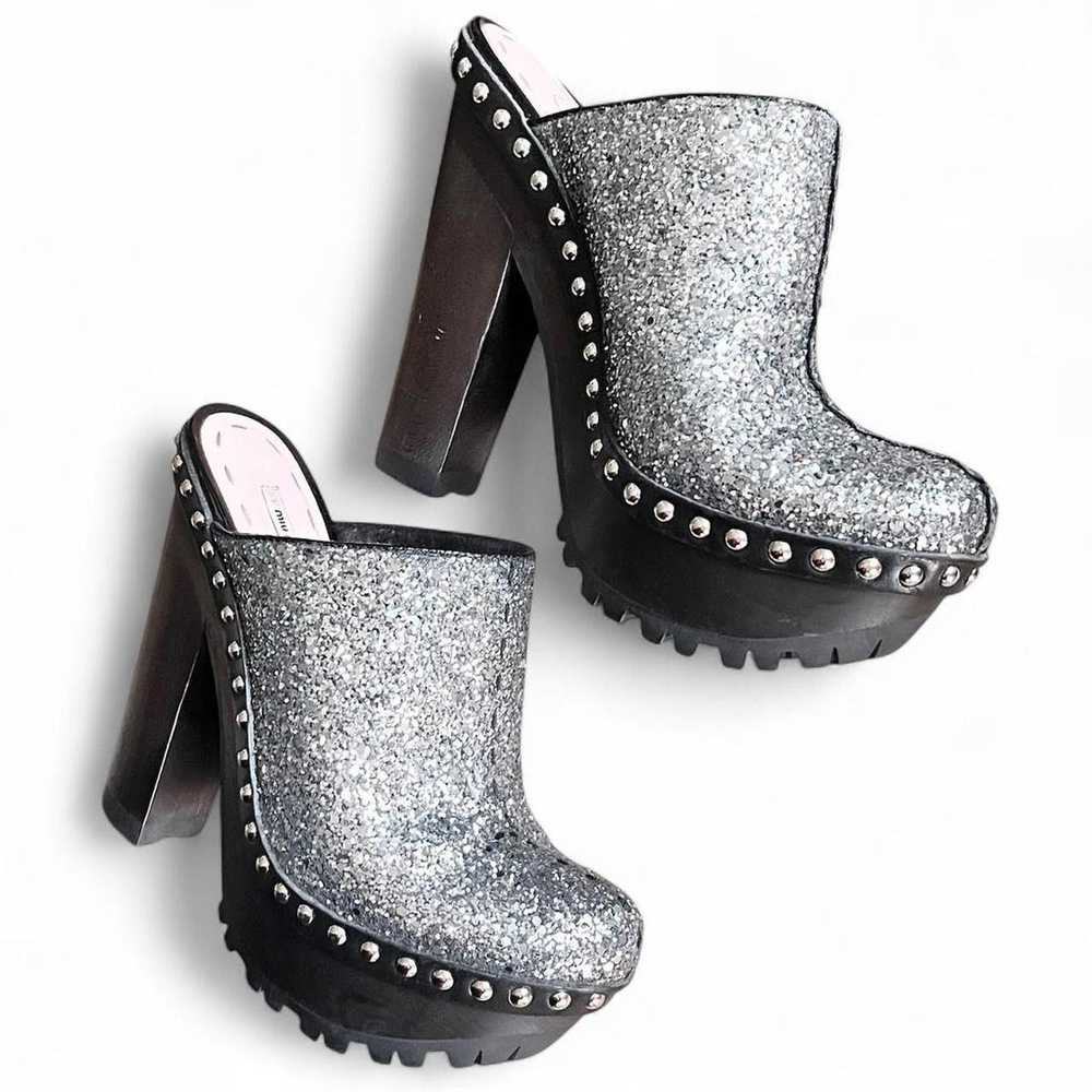 Miu Miu Miu Miu studded glitter platform mules - image 5