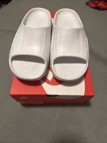 Size 11 Nike Reactx Rejuven8 Slides Summit White - image 1