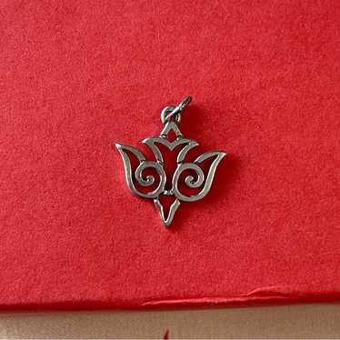 Retired James Avery Open Dove Charm - image 1