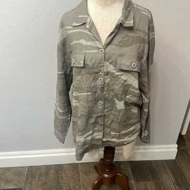 Rails Everett Camo Button Down Top Size Small. - image 1