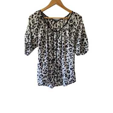 Express Button Up Front Top Size Medium - image 1