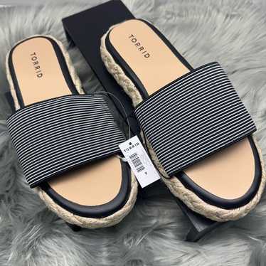 Torrid Single Band Platform Slides Open Toe Slip-… - image 1