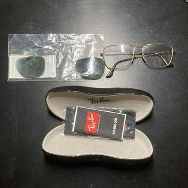 Pre-Owned Ray-Ban RB3136  001 Caravan  Gold Frame… - image 1