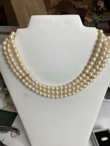 Vintage Richelieu 17" Simulated Faux Pearl 3 Stra… - image 1