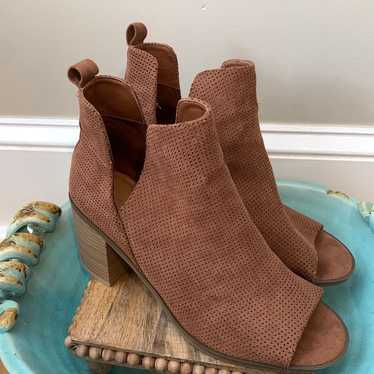 Universal Thread Open Toed Booties Size 9.5 - image 1