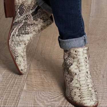 SAM EDELMAN Low Ankle BOOTS Bootie Python Snakesk… - image 1