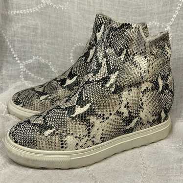 J Slides Leather Snake Pattern Almost New Ankle B… - image 1