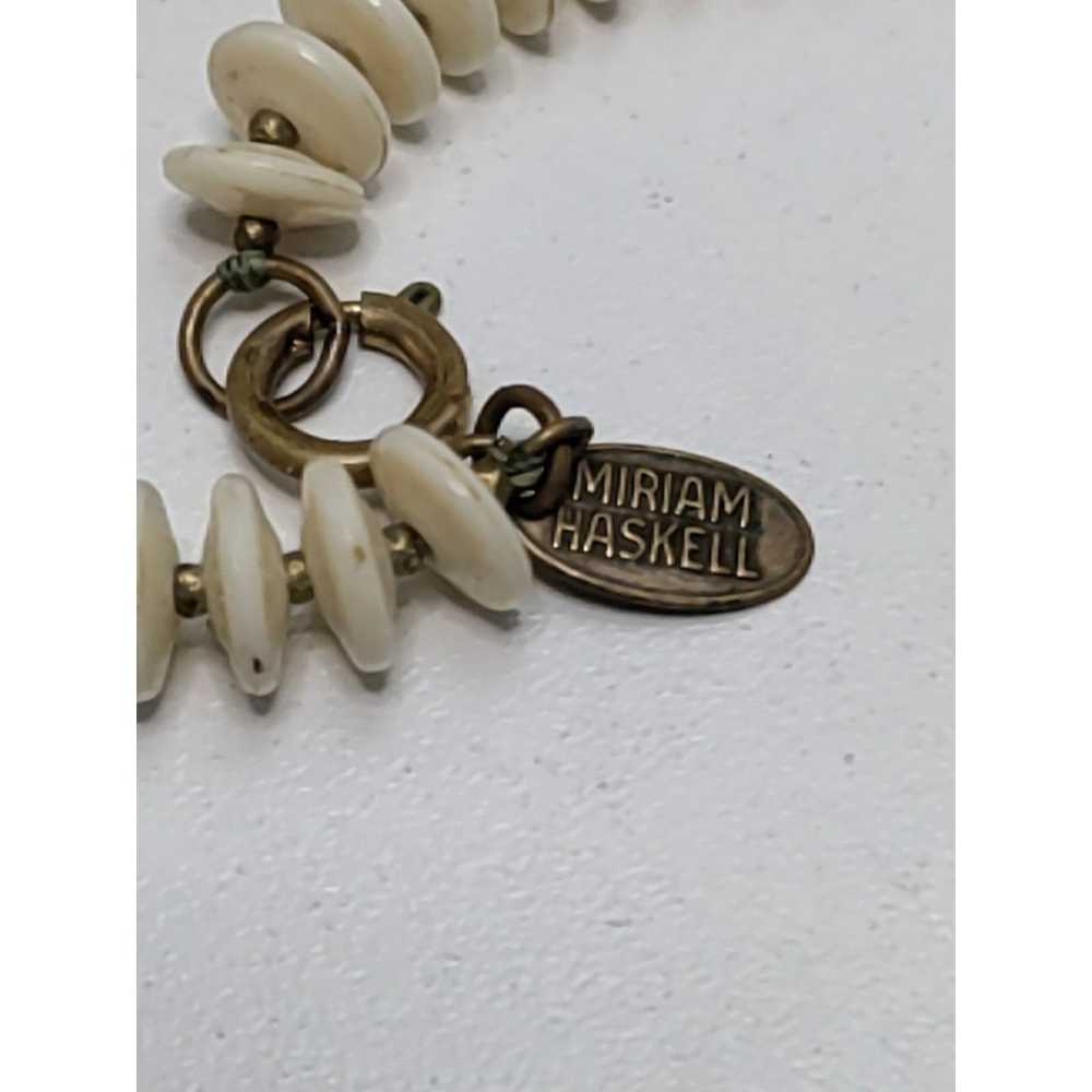 Miriam Haskell 1970's Lucite Shell And Coral Desi… - image 2