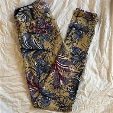 Lularoe Multicolor Feather Patterned Leggings - image 1