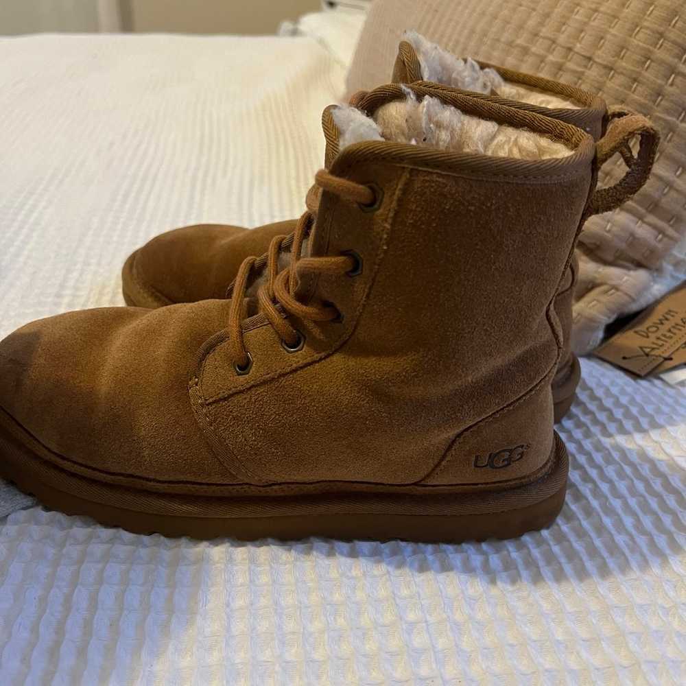 UGG - image 2
