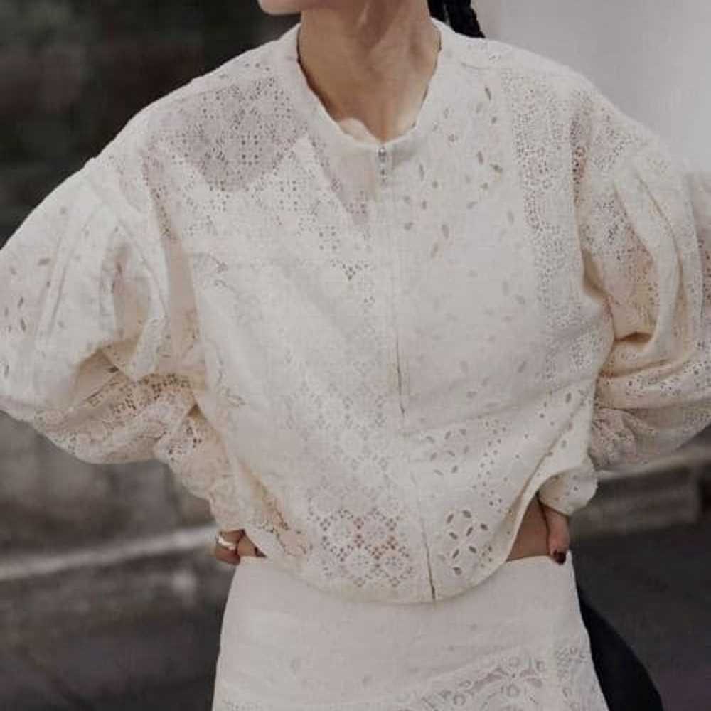 2-WAY PATCHWORK LACE ZIP TOP - Ameri - image 2