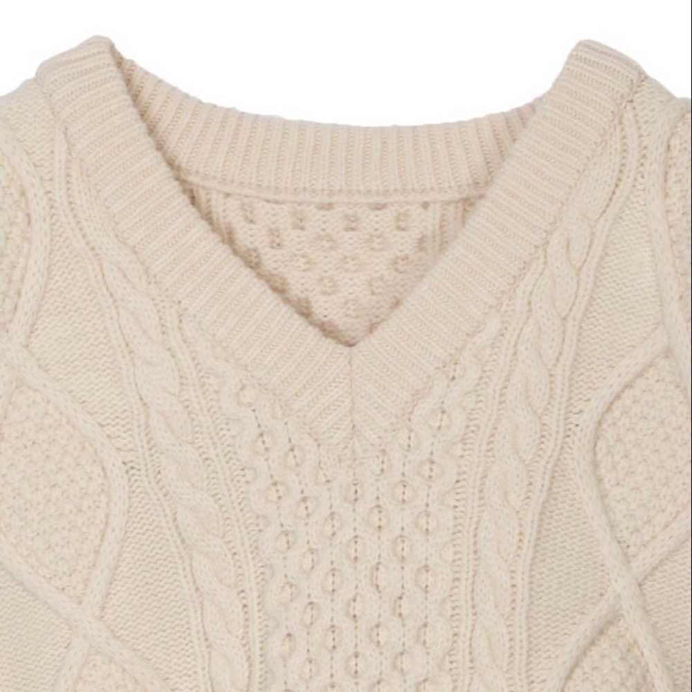 AMERI Ameri VINTAGE ⭐︎ Ivory V-neck Cable Knit Sw… - image 3