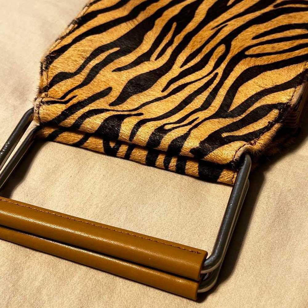 Ameri Tiger Pattern Handbag - Square Shape - image 5