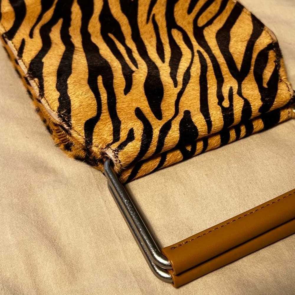 Ameri Tiger Pattern Handbag - Square Shape - image 6