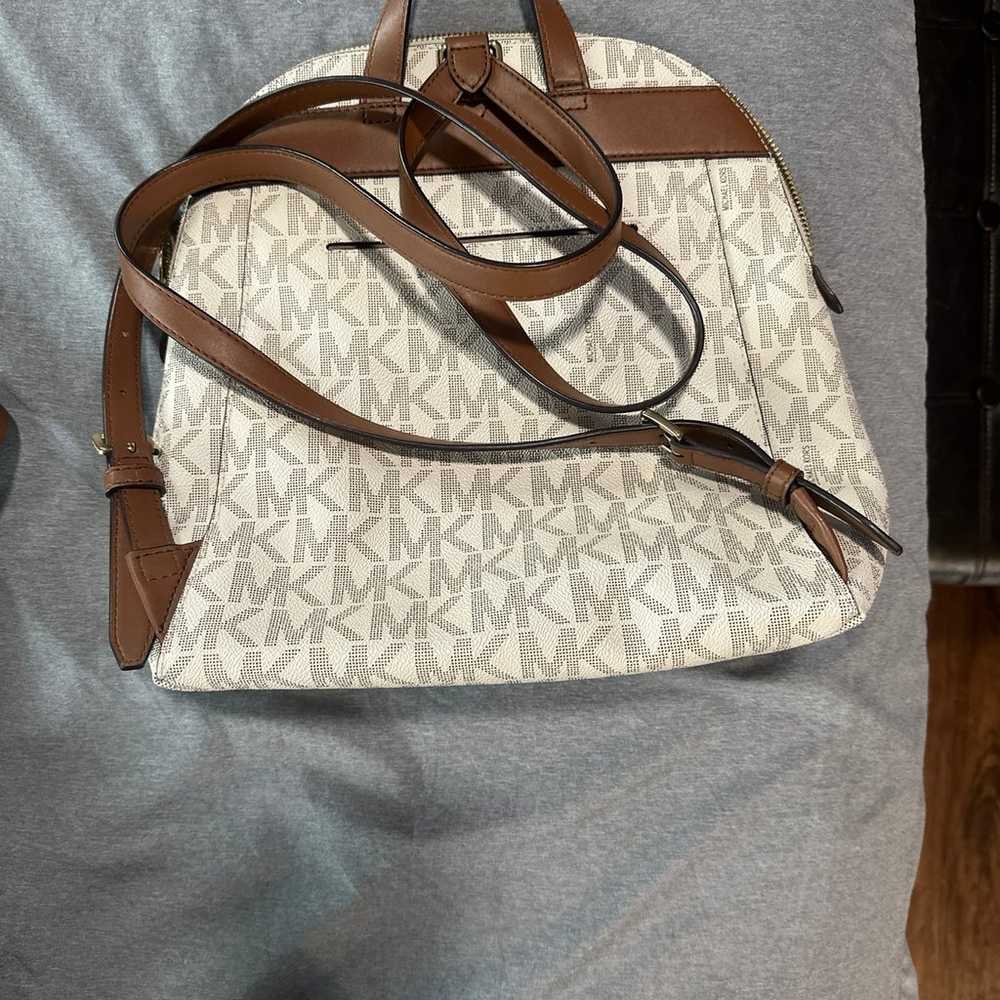 Backpack - image 2