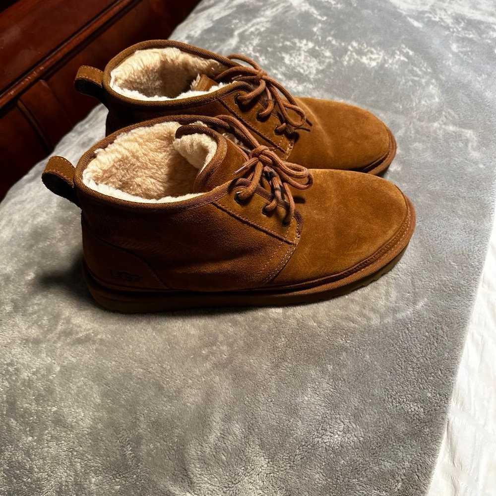 UGG - image 2