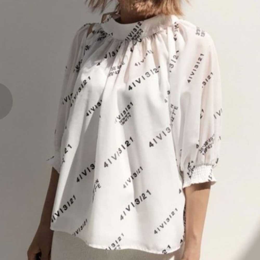 AMERI PASSCODE GATHER BLOUSE - image 1