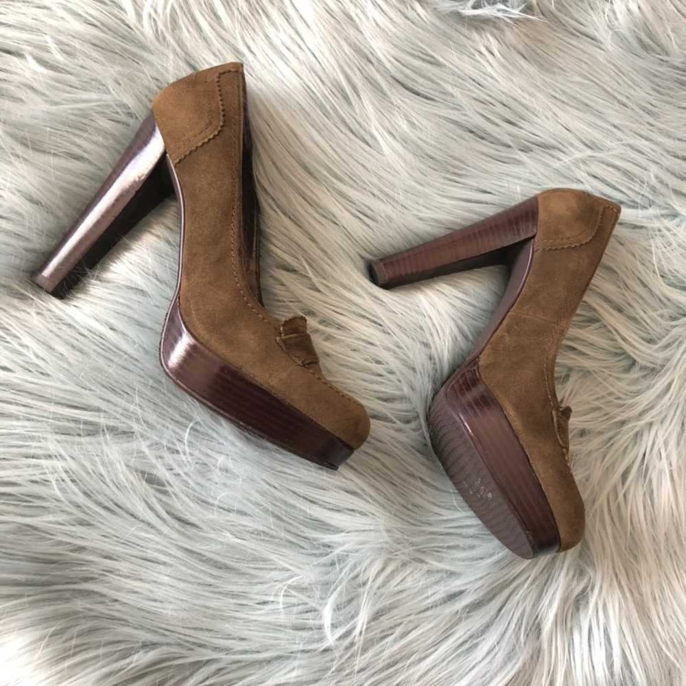 stuart weitzman - image 6