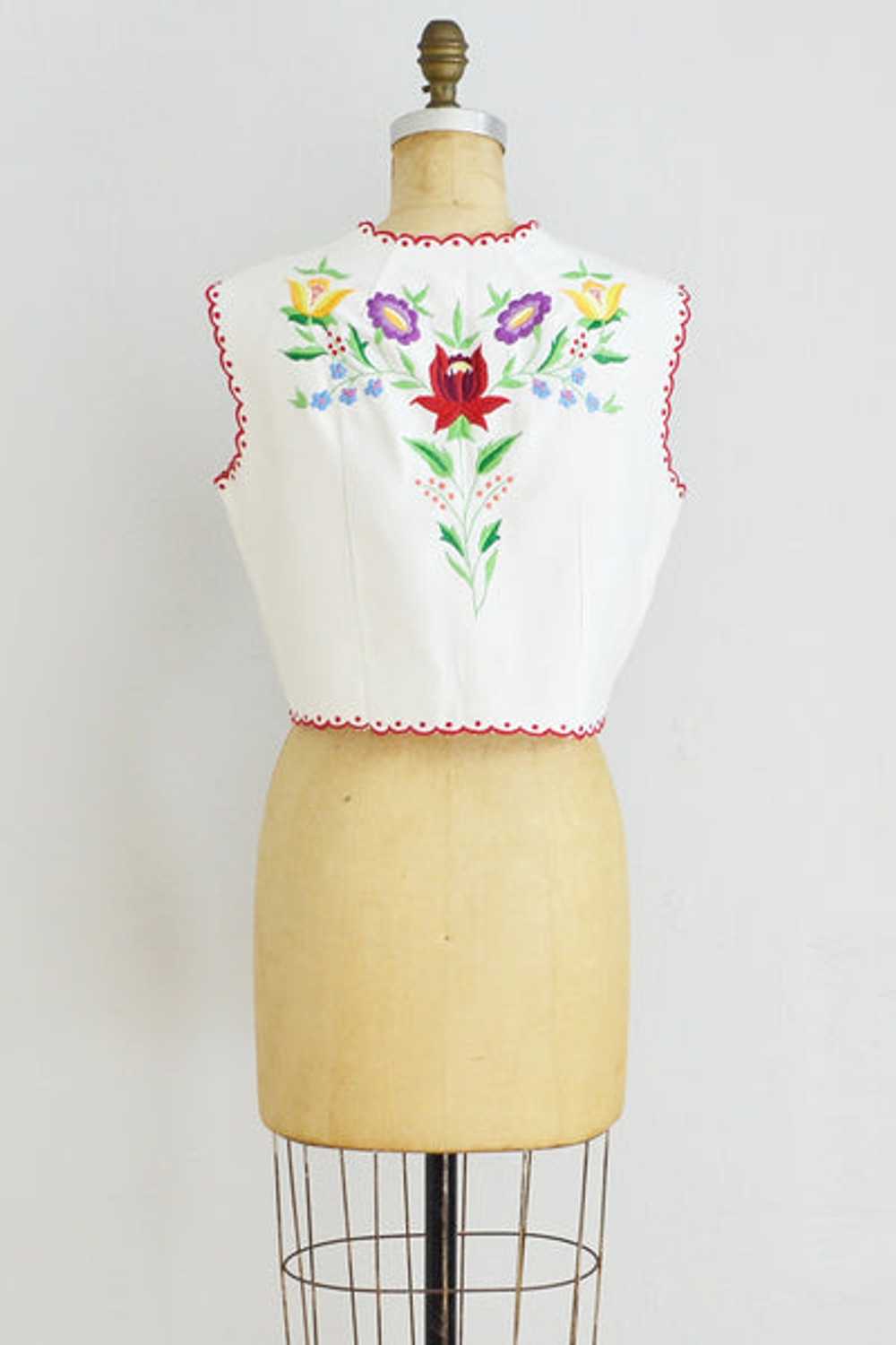 Vintage Hungarian Embroidered Vest / XS S - image 5