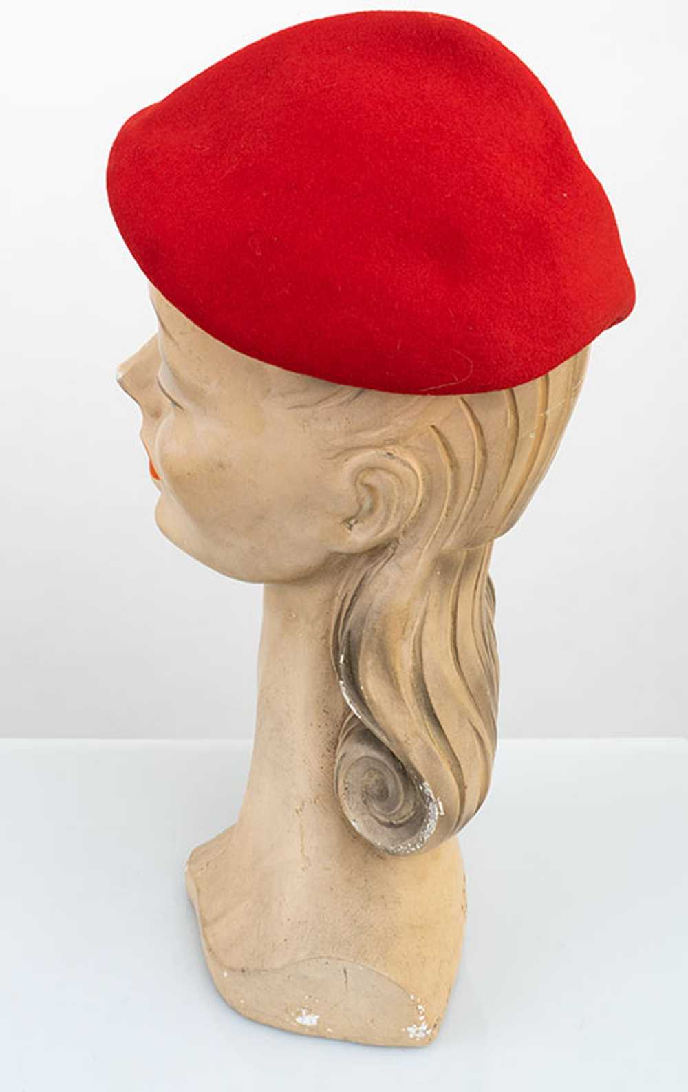 1940s Red Wool Felt Beret - image 3