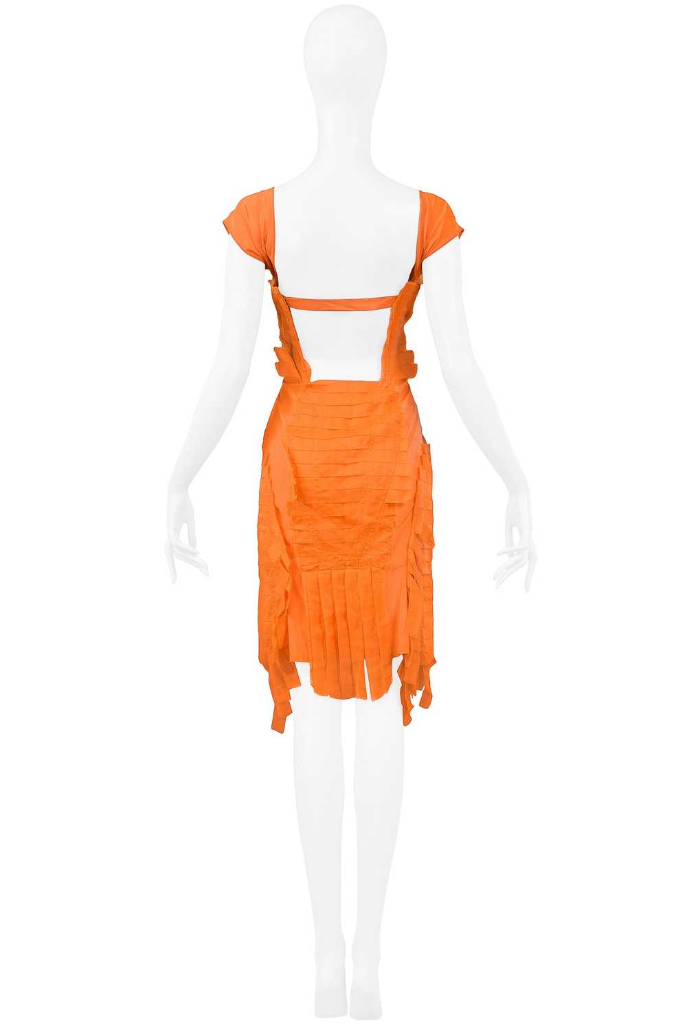 GUCCI BY TOM FORD ORANGE SILK COCKTAIL DRESS 2004 - image 9