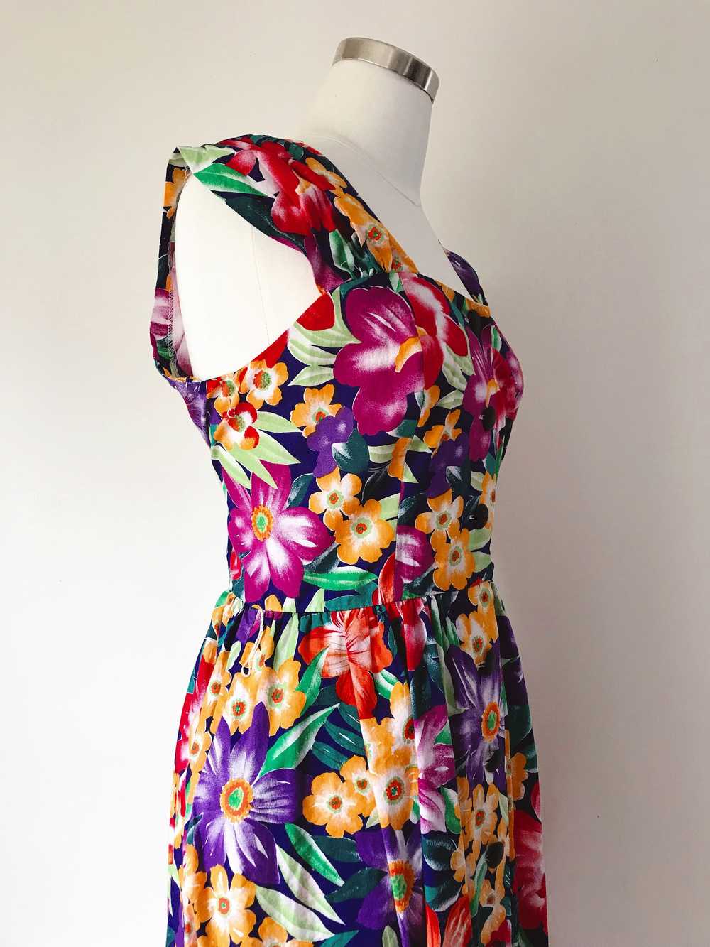 1990s Bright Floral Dress - image 4