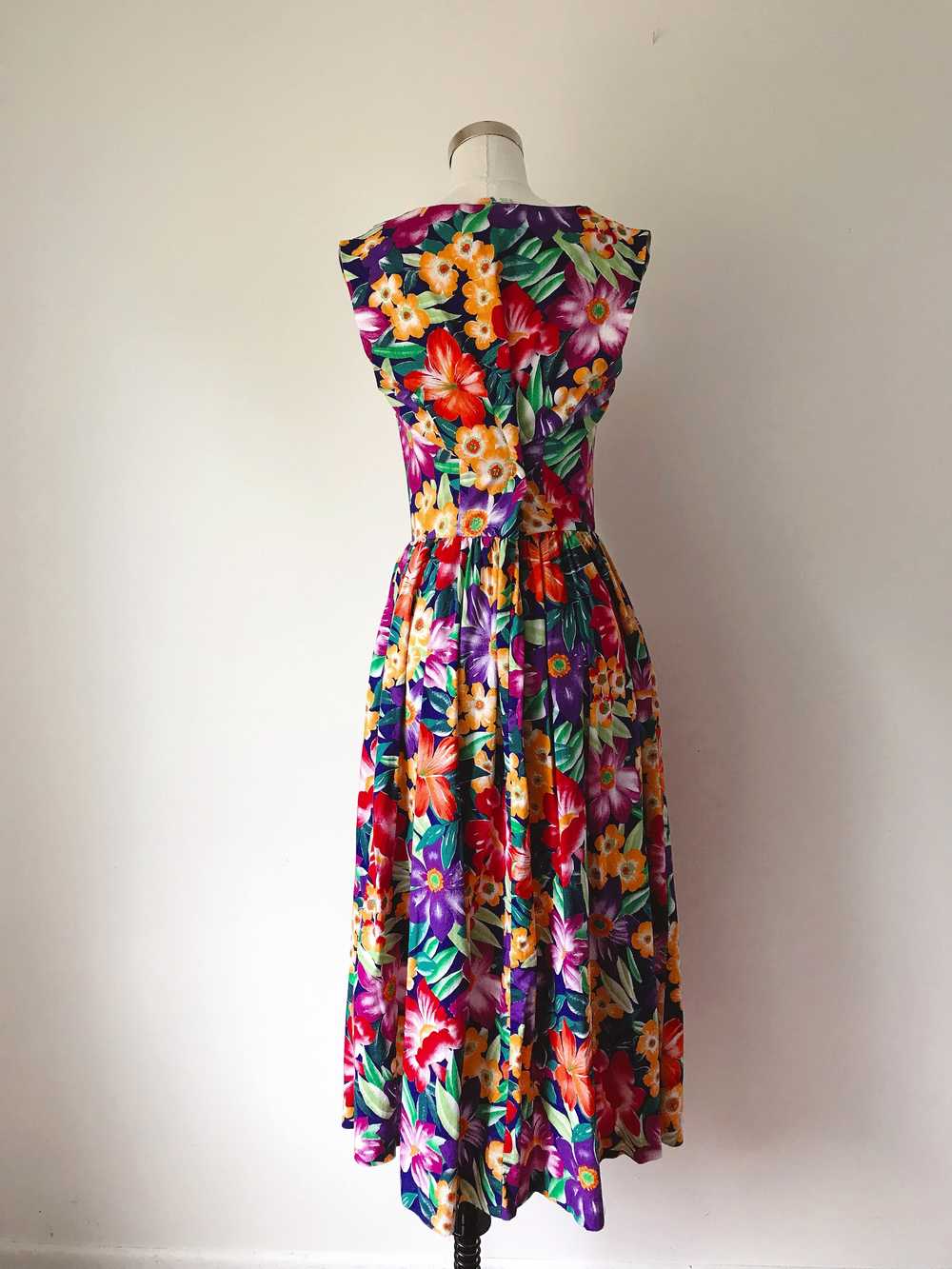 1990s Bright Floral Dress - image 5