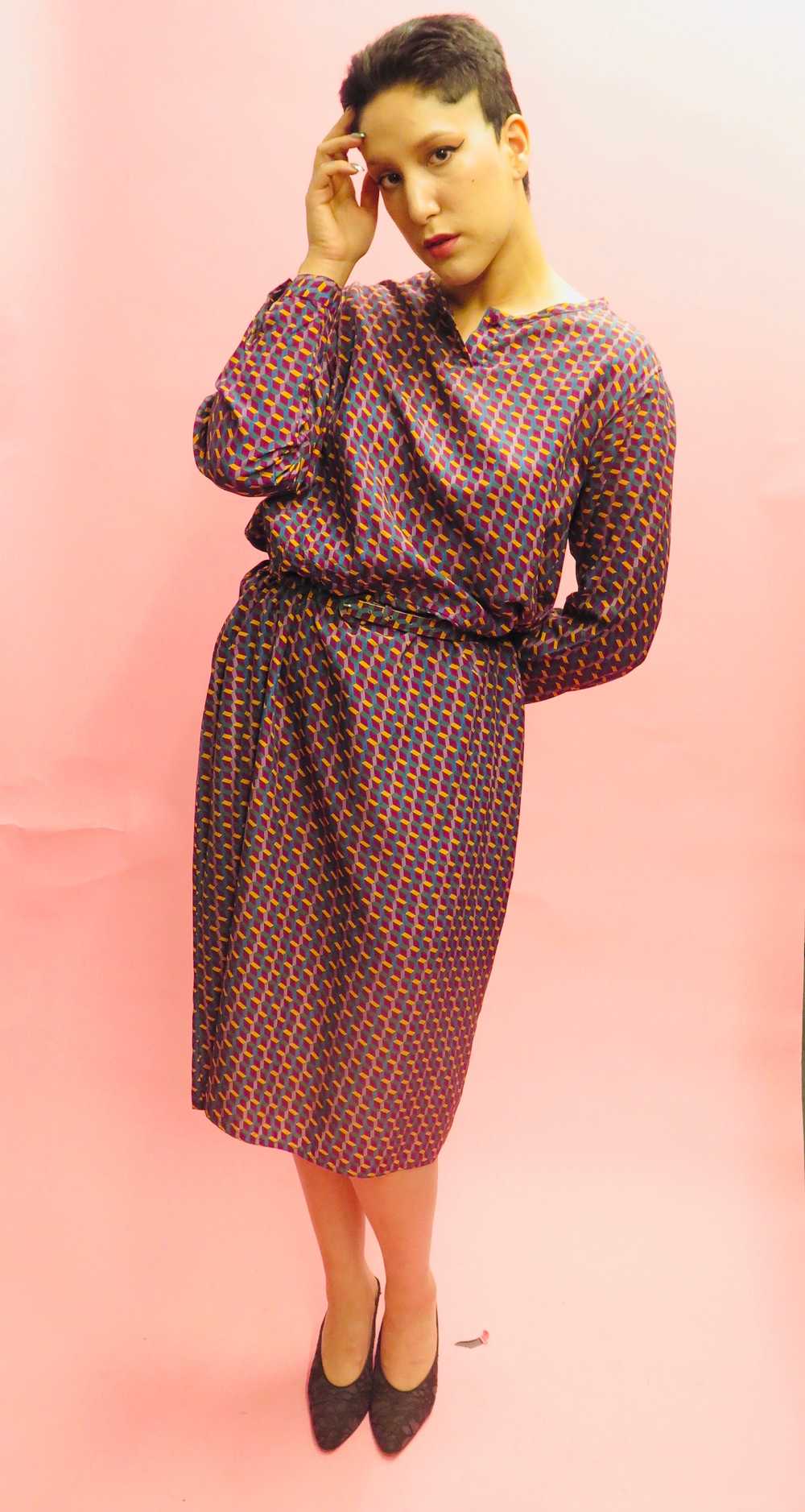 1970’s Diane Von Furstenberg Silk geometric Print… - image 4