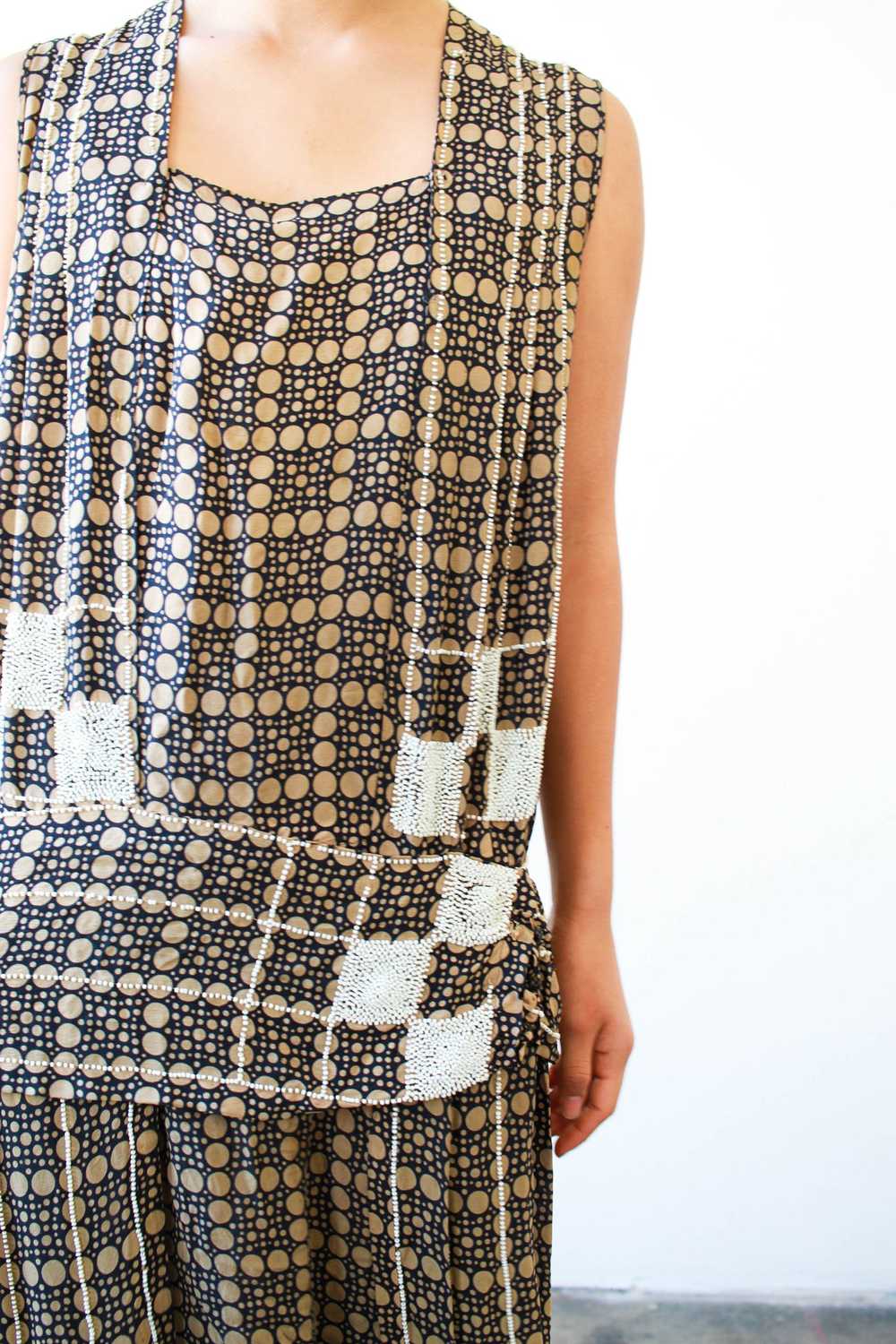 1920s Checkered Beaded Silk Flapper Dress - image 7
