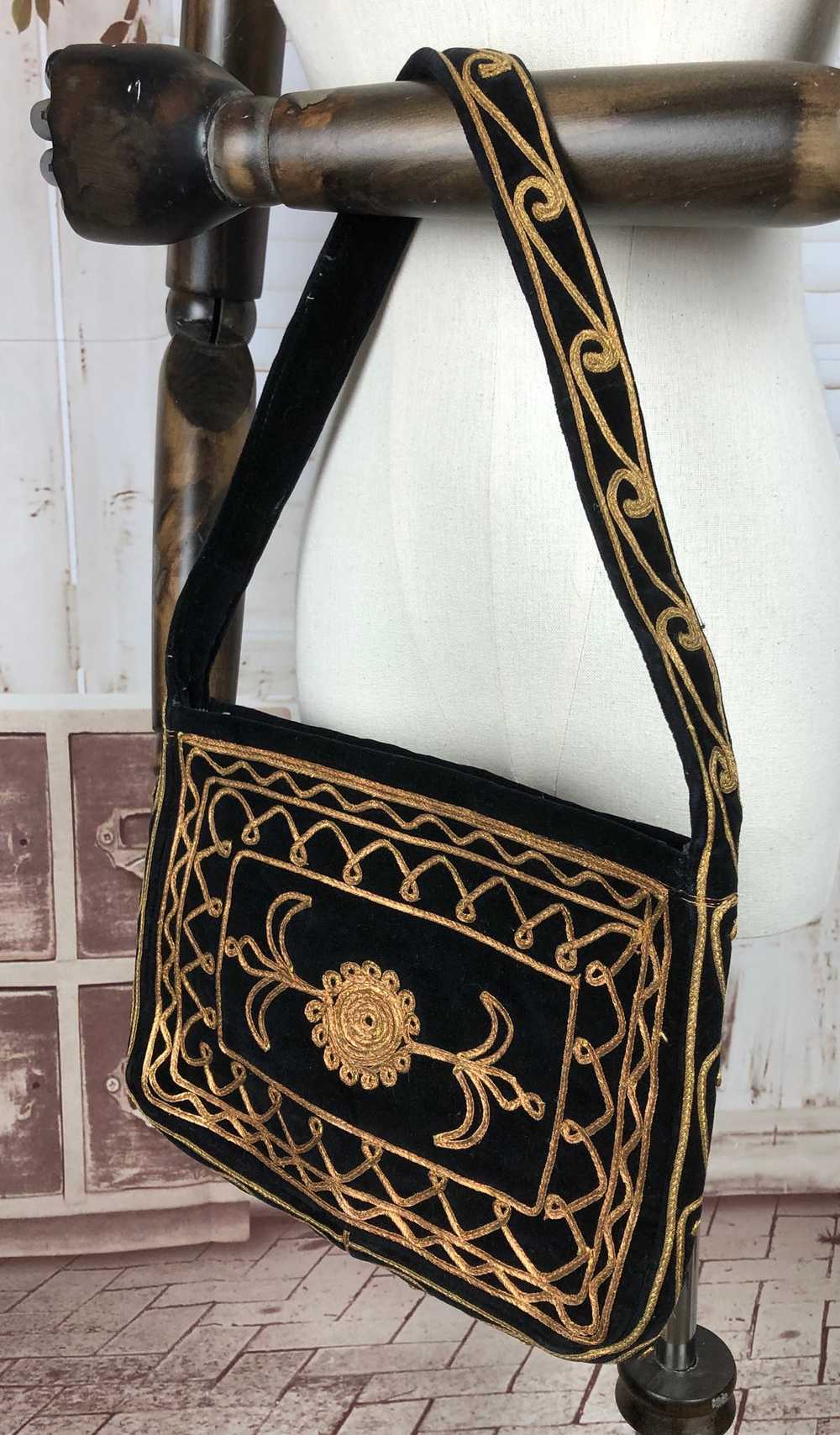 Black 1940s 40s Handbag With Gold Soutache Decora… - image 3