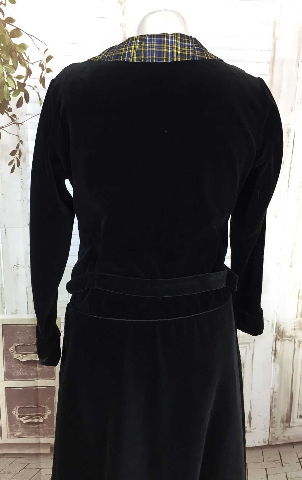 Original 1940s 40s Vintage Dress Black Velvet Taf… - image 7