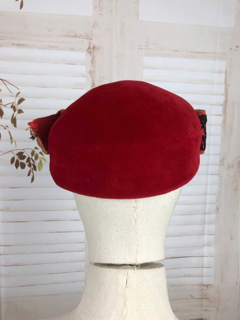 Red 1940s 40s Cap Hat With Soutache Scroll - image 6