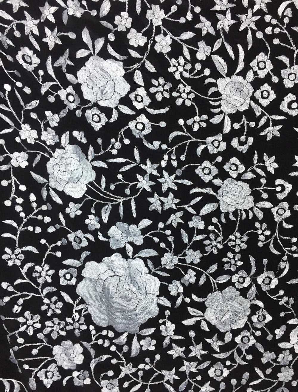 Original 1950s Black And White Floral Embroidered… - image 6
