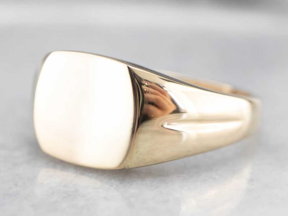 Classic Yellow Gold Signet Ring - image 3