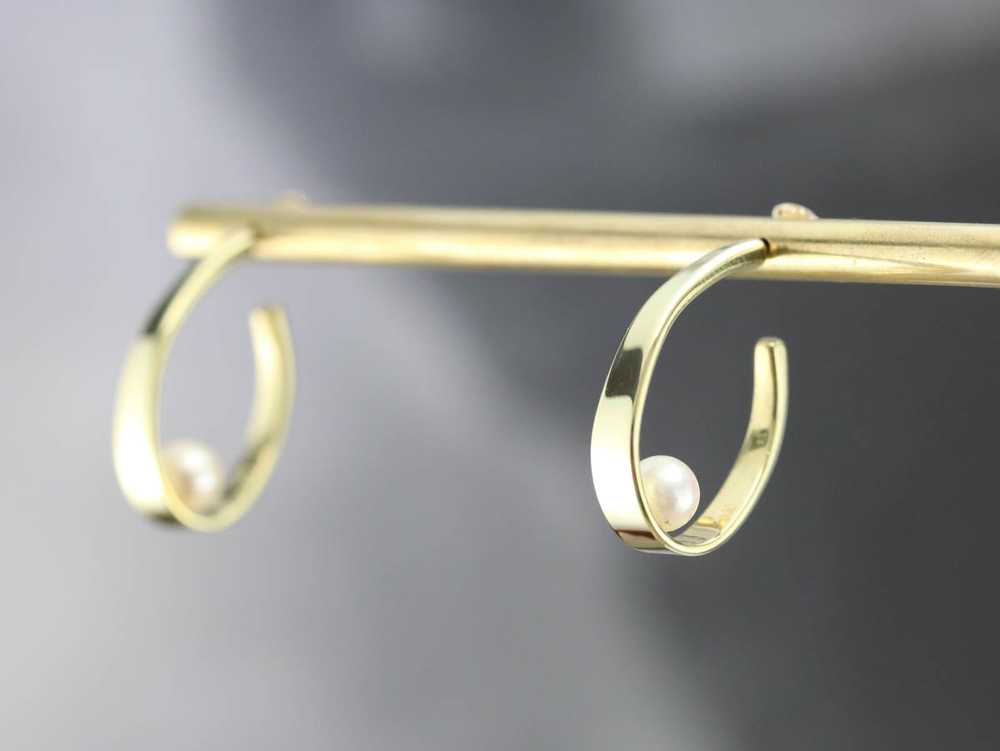 Modernist Pearl Hoop Earrings - image 7