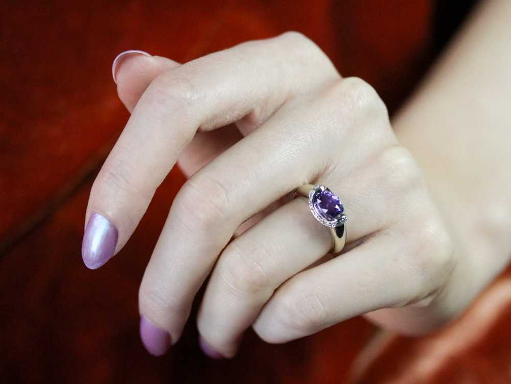 Purple Ceylon Sapphire and Diamond Ring - image 9