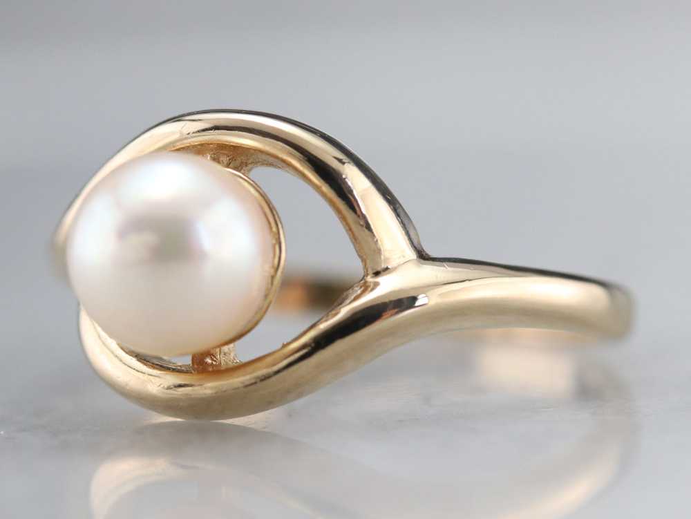 White Pearl Solitaire Ring - image 3