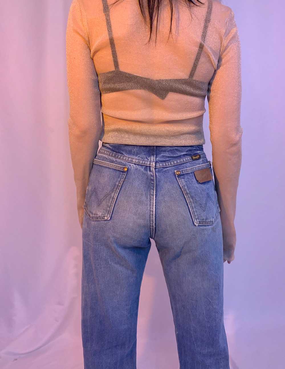 Sheer panel safety pin wrap jeans - image 9