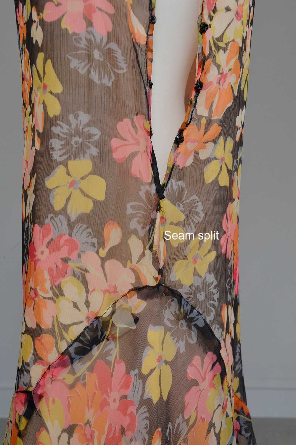 1920s 30s Pink Yellow Floral Print on Charcoal Gr… - image 12