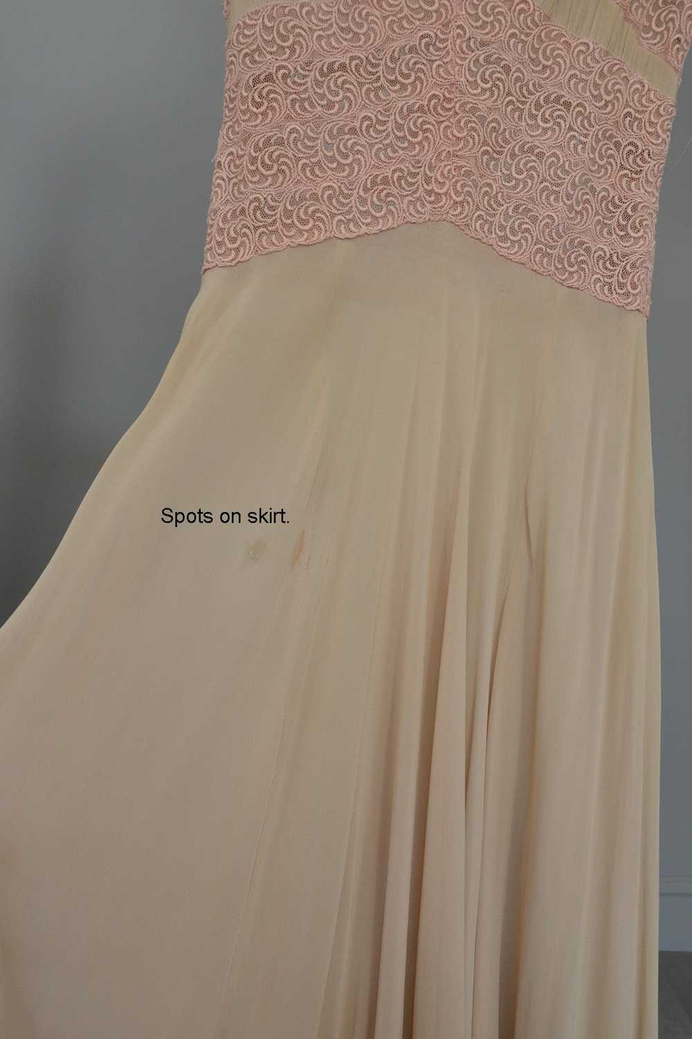 1930s Glamour Gown | Pink Embroidered Lace Ecru R… - image 6