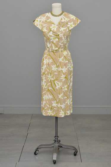 1940s 50s Taupe Novelty Lily Print Wiggle Dress - image 1