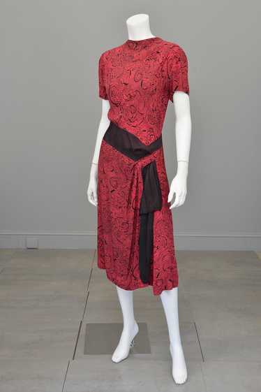 1940s Novelty Print Egyptian Revival Dress Red Bla