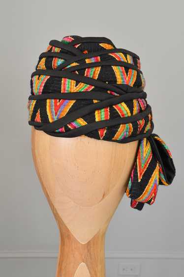 1950s Colorful Rainbow Chevron Weave Vintage Beehi