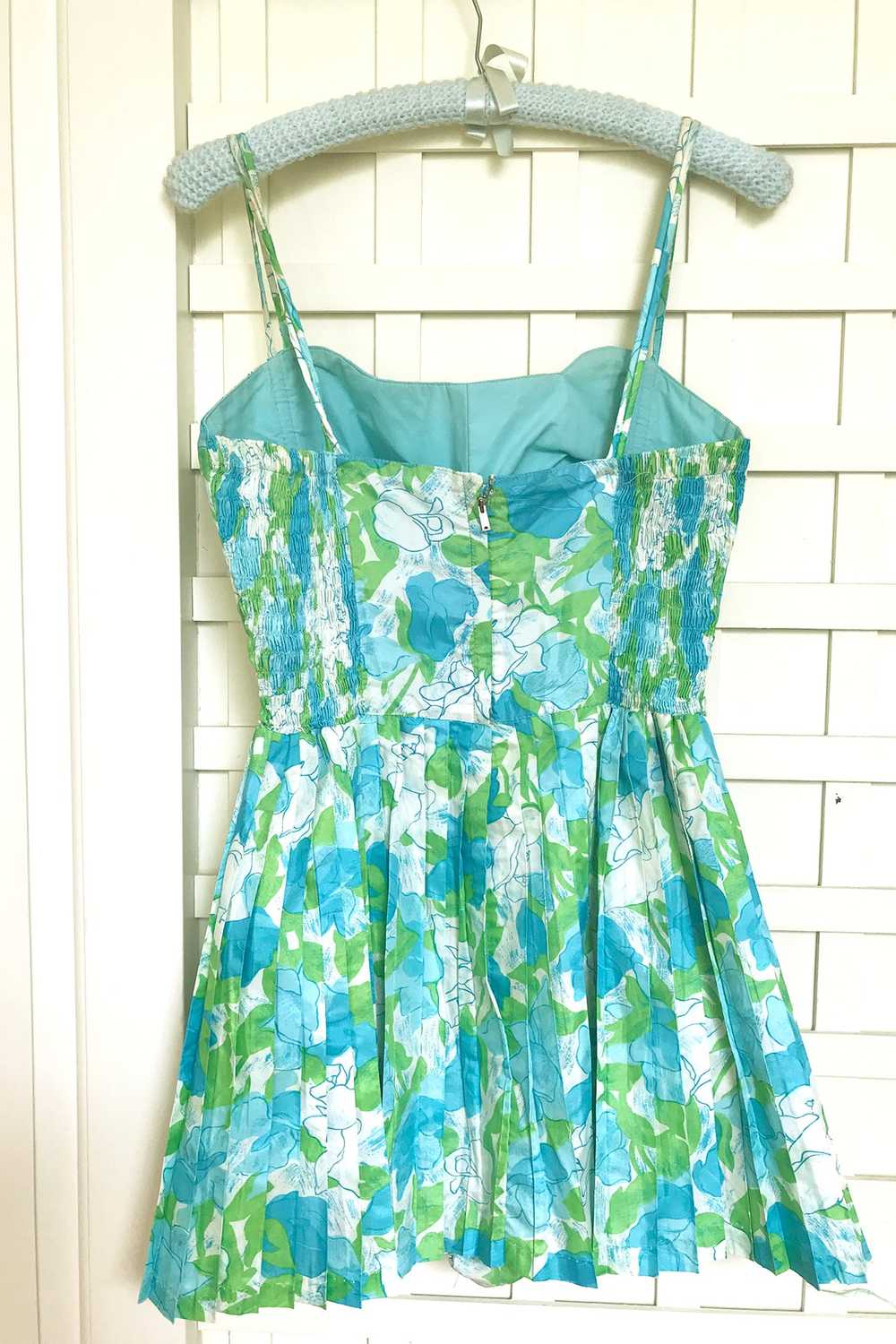 1960s Pinup MOD Swimsuit Romper w Pleated Skirt - image 3